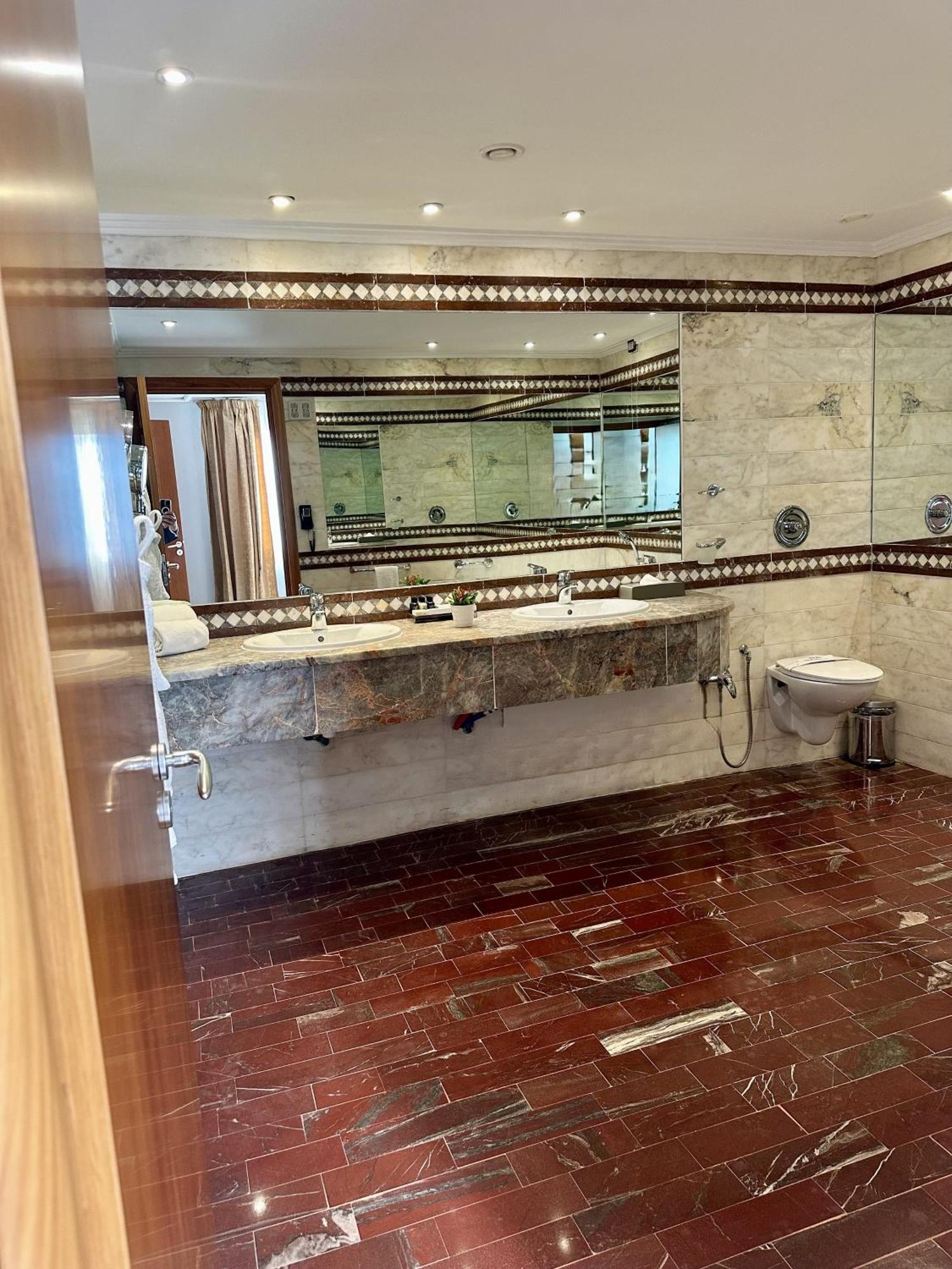 Tunis Grand Hotel